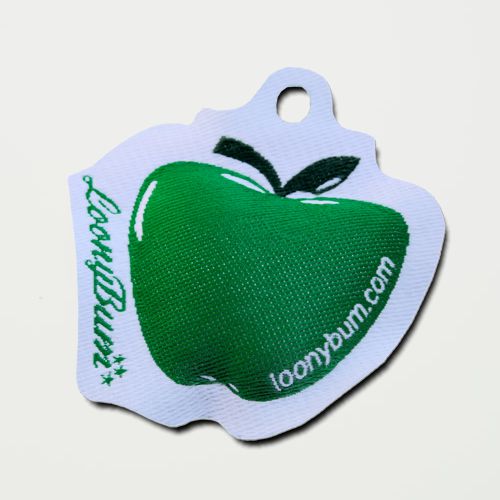 Zipper gefuellt mit Logo